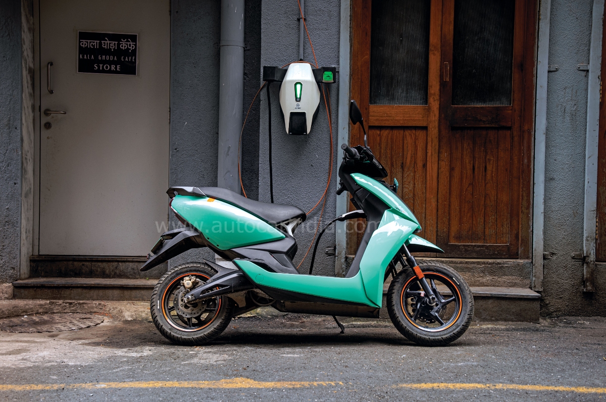 Electric scooter, bike sales September 2022. 
